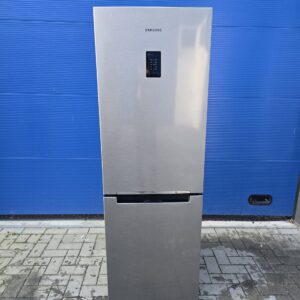 Samsung RB29FERNCSA koelvriescombinatie
